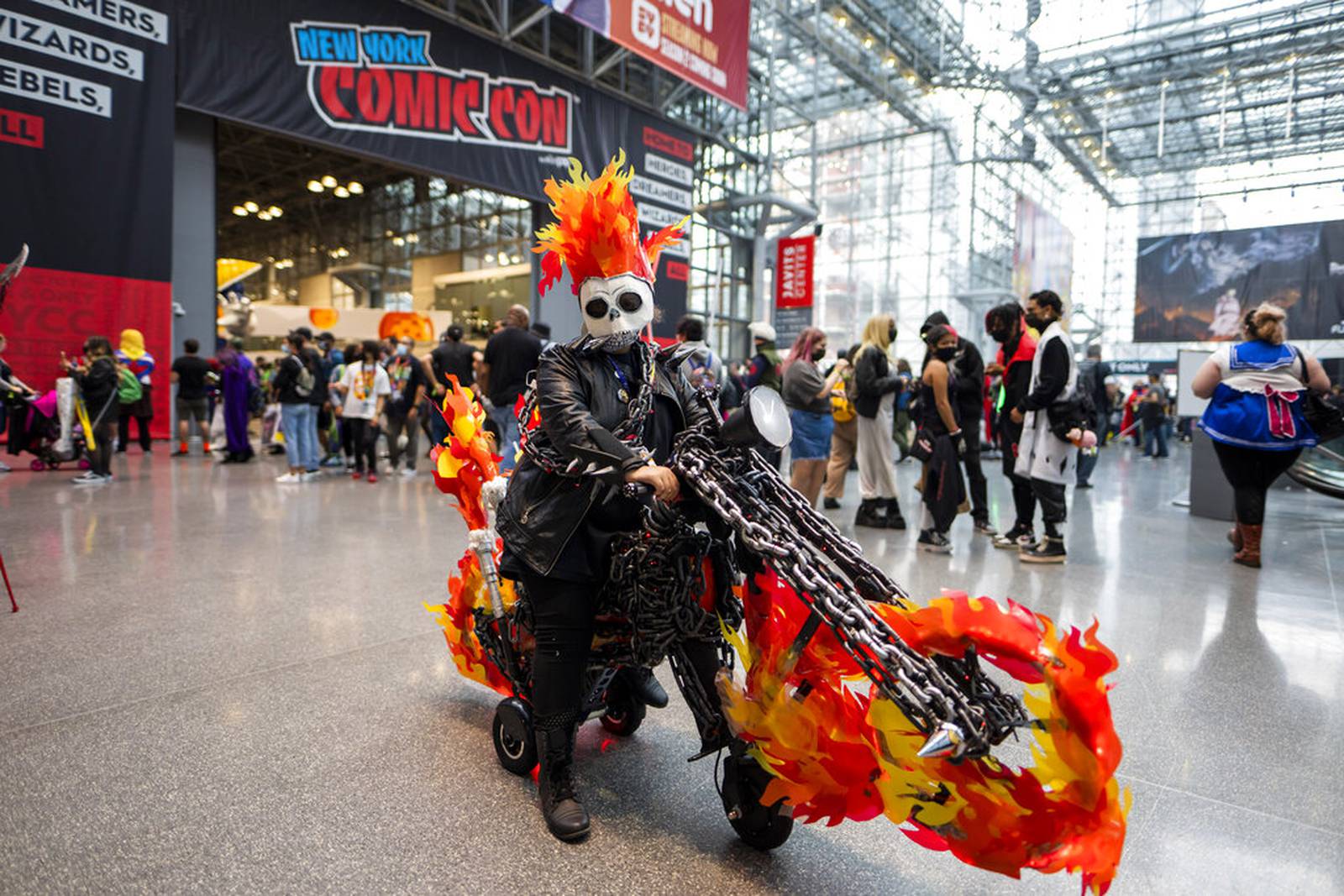 Photos: Day 3 of 2021 New York Comic Con offers fun, flair – Boston 25 News