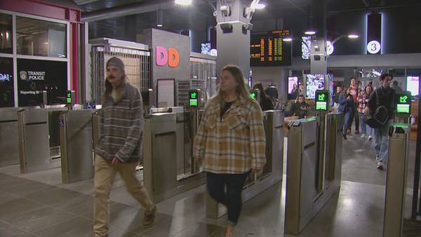 New North Station fare gates now in action