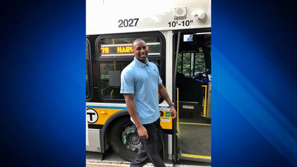 MBTA bus driver returns missing purse to woman