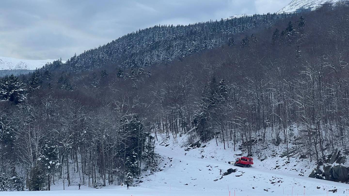Man suffers life-threatening injury after triggering avalanche while skiing in New Hampshire