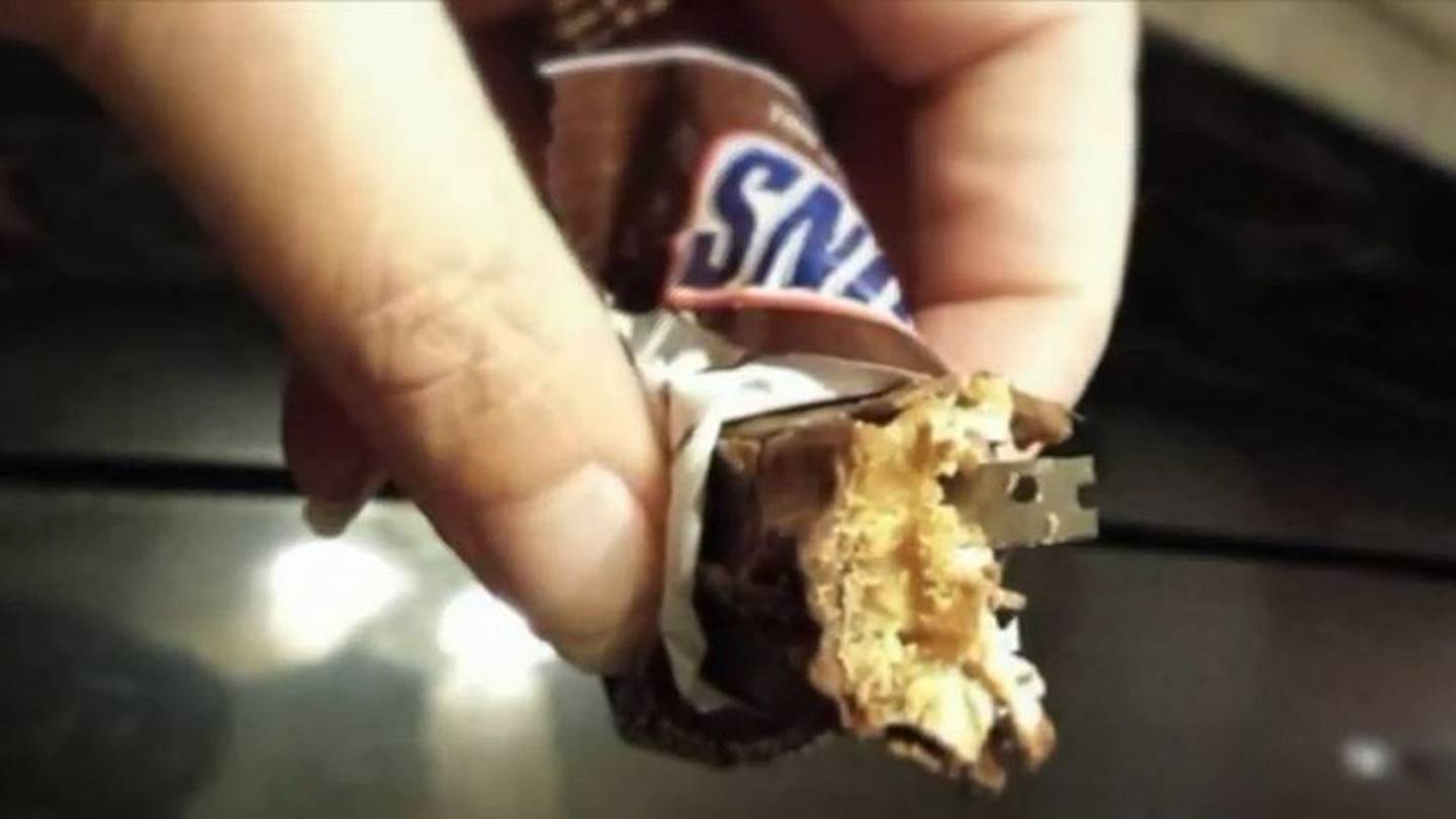 Ohio Trick Or Treater Finds Razor Blade In Halloween Candy Bar Boston 25 News 0352