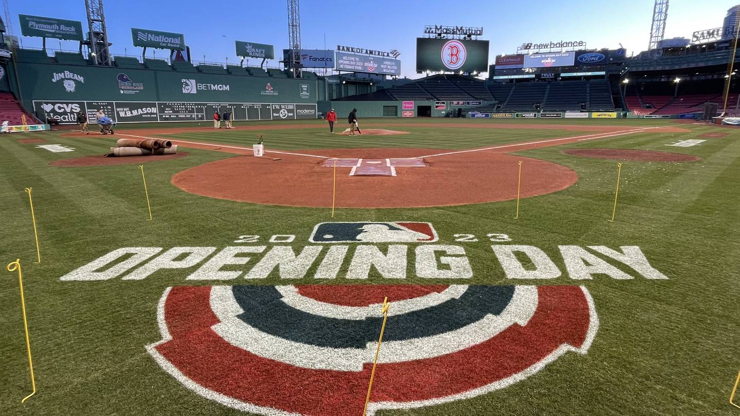 What's it like to pitch at empty Fenway Park? Learn from someone
