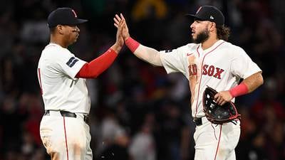 Crawford carries perfect game into 6th inning, Wong hits 3-run HR as Red Sox beat Rangers 9-4