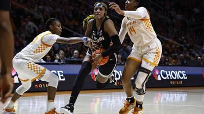 Aaliyah Edwards, No. 5 UConn run away with 84-67 win in renewed battle with Tennessee