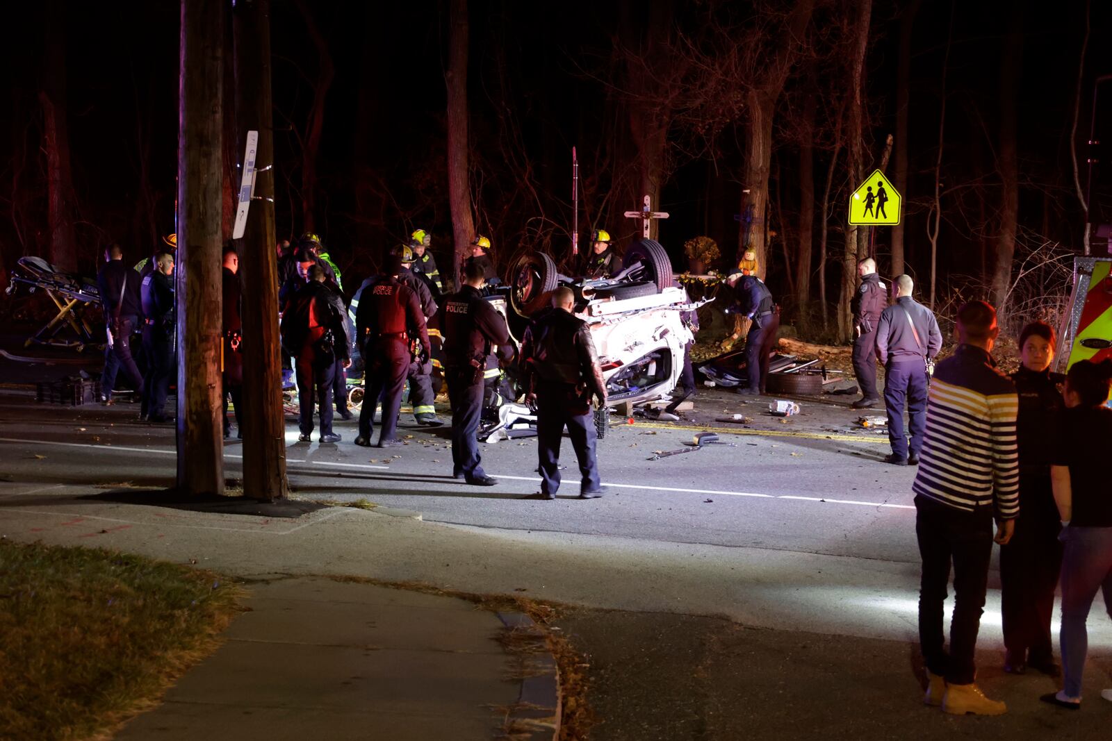 Two Dead After Car Flips During Alleged Escape From Police Stop In Worcester Boston 25 News 3291