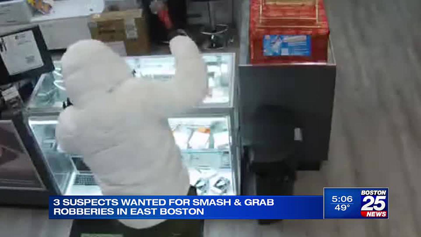 监控视频捕捉到东波士顿商店入室盗窃系列案件的首次犯罪行为