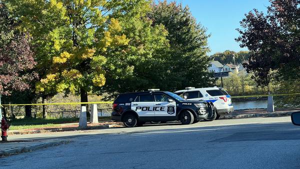 Police searching for suspected carjacker who may have jumped into Merrimack River following chase