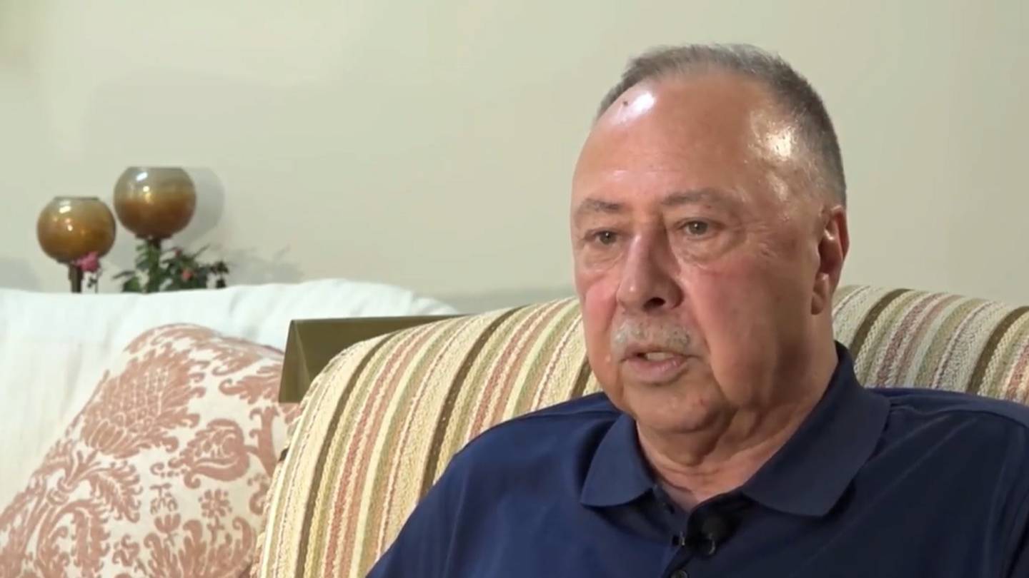 Jerry Remy, longtime Red Sox broadcaster, dead at 68