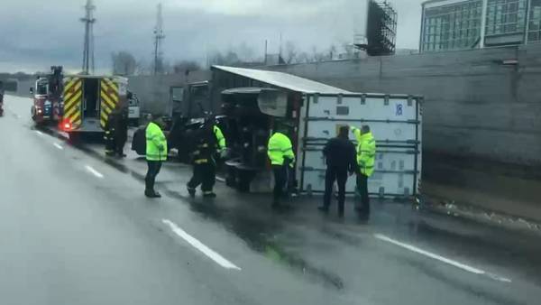 All lanes reopened after tractor-trailer rollover caused serious delays on I-93