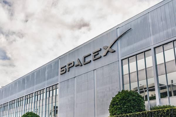 SpaceX repositions Starlink satellites over Florida to help provide internet following Hurricane Ian