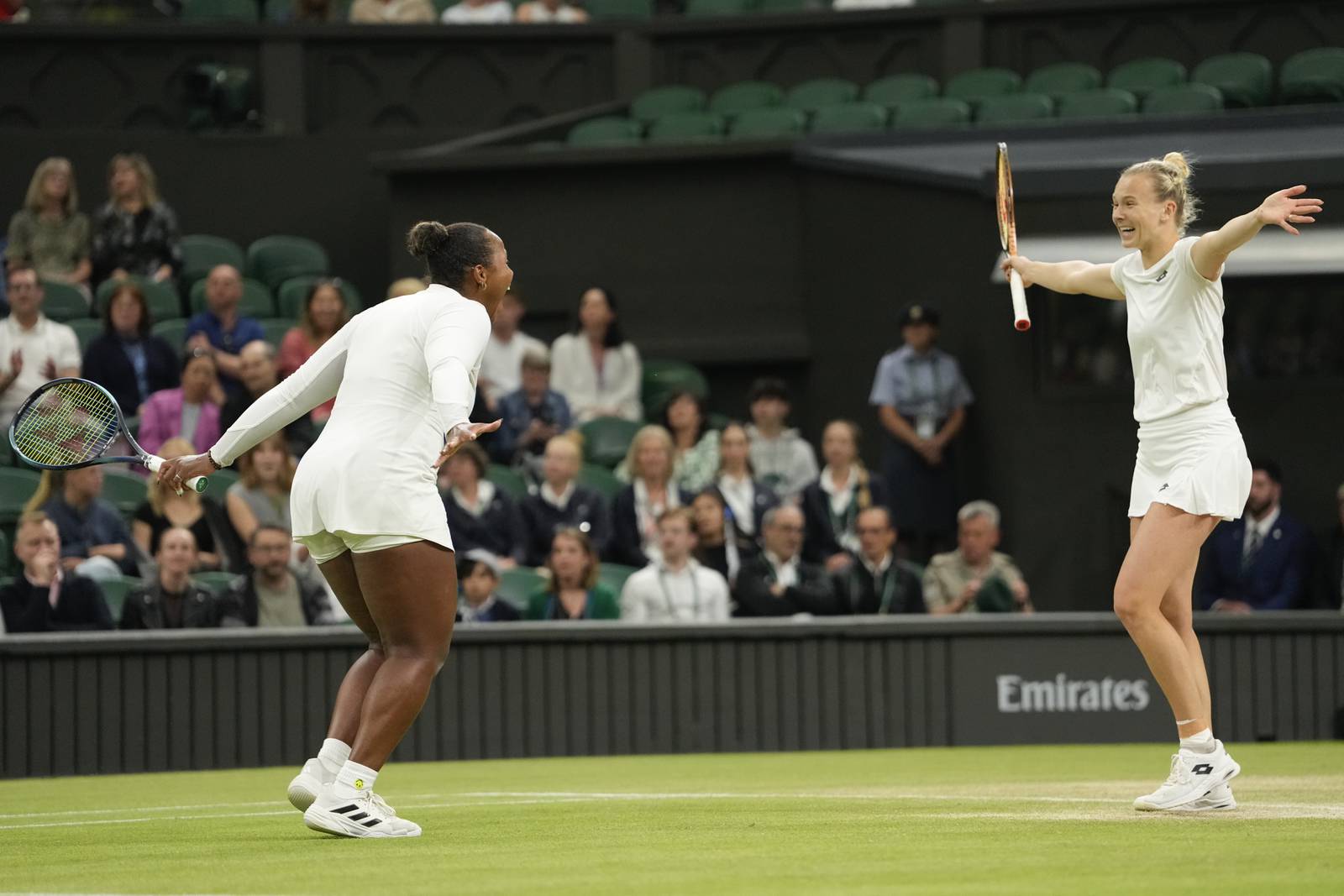 Siniakova and Townsend win women's doubles title at Wimbledon Boston