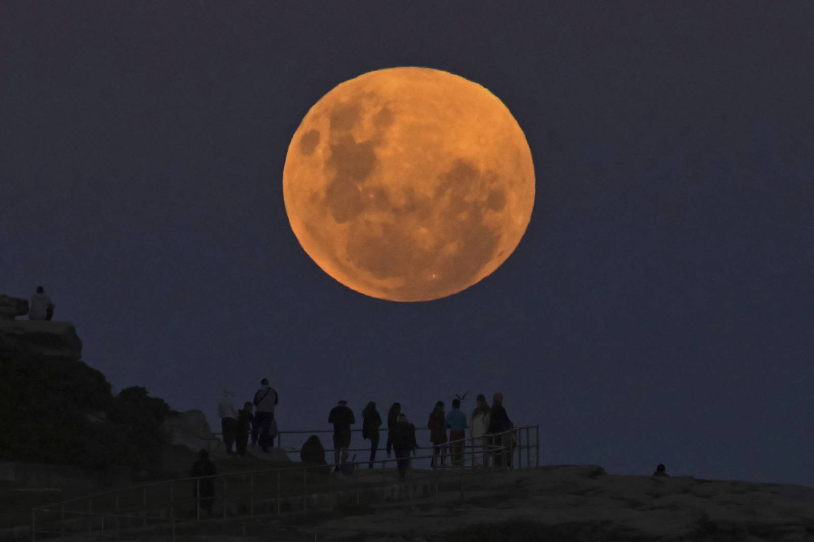 Super Flower Blood Moon 2021 10 stunning photos of May’s full moon