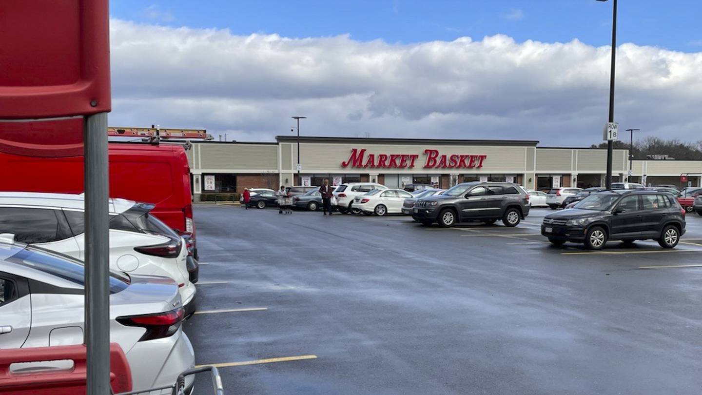 Man hospitalized after being struck by decorations that crashed through Market Basket ceiling