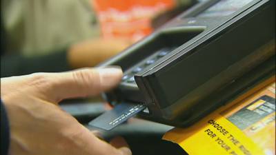 Survey: 2 in 3 Americans with credit card debt mistakenly chase rewards