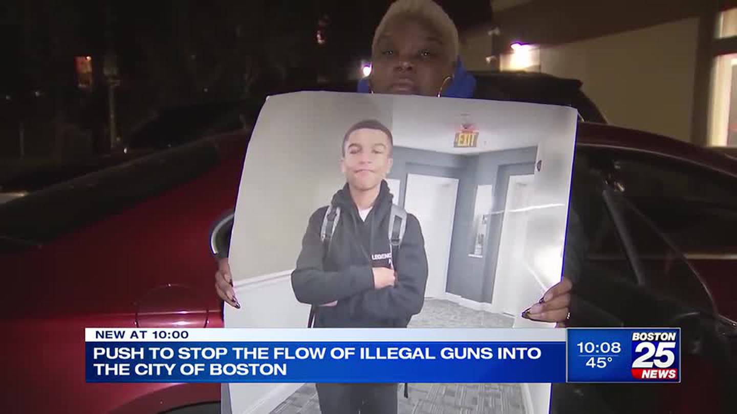 13岁致命枪击案的受害者母亲赞赏波士顿新的非法枪支走私法规