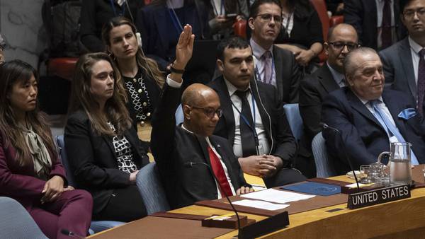 US vetoes widely supported resolution backing full UN membership for Palestine