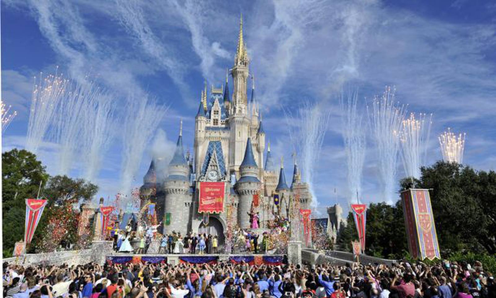 Disney World closing attractions, including iconic Earffel Tower