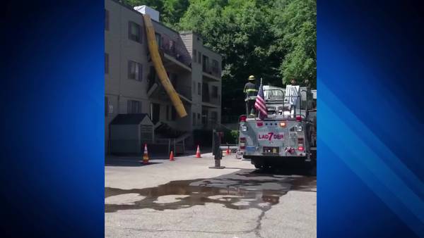 Roof collapse prompts evacuation of apartment building in Worcester