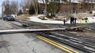 Cars trapped, hundreds without power after tractor-trailer crash topples 7 utility poles in Stoneham