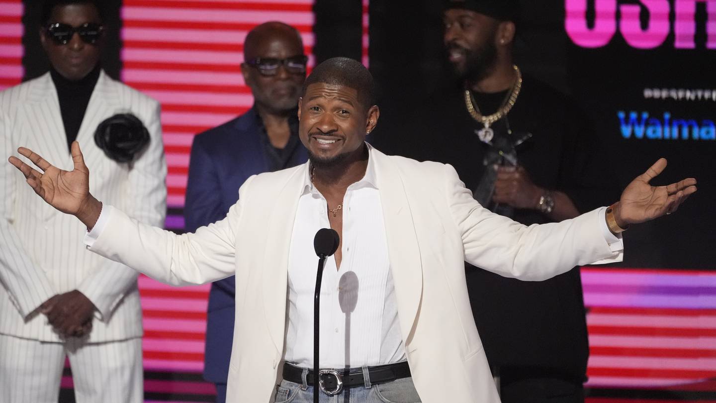 BET Awards 2024 Usher is honored, Will Smith returns, and the election