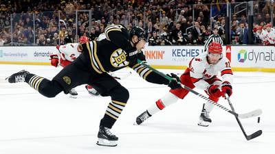 Martinook scores on late breakaway to lead Hurricanes past Bruins, 3-2