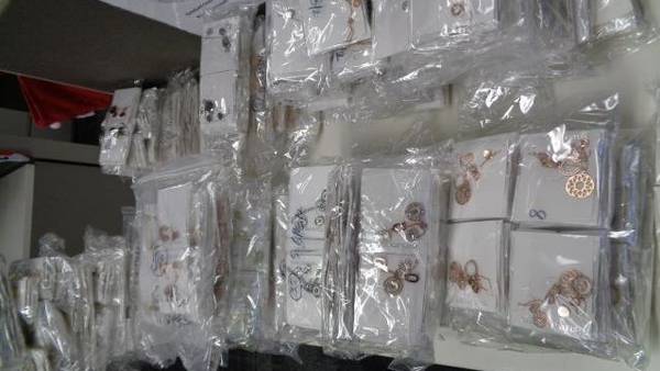 $8.7M in fake jewelry seized by Cincinnati, Indianapolis customs agents