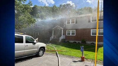Crews respond to apartment fire in Groveland