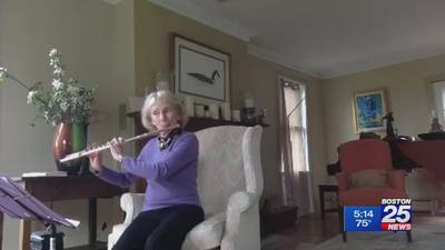 Musician and author hoping to help Alzheimer’s and dementia patients with virtual concerts