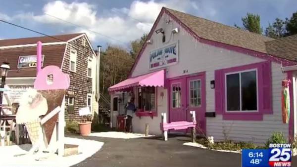 Teenager who quit ice cream shop over rude customers gets more than $25K in donations