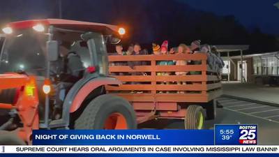Hundreds turn out for night of giving back in Norwell