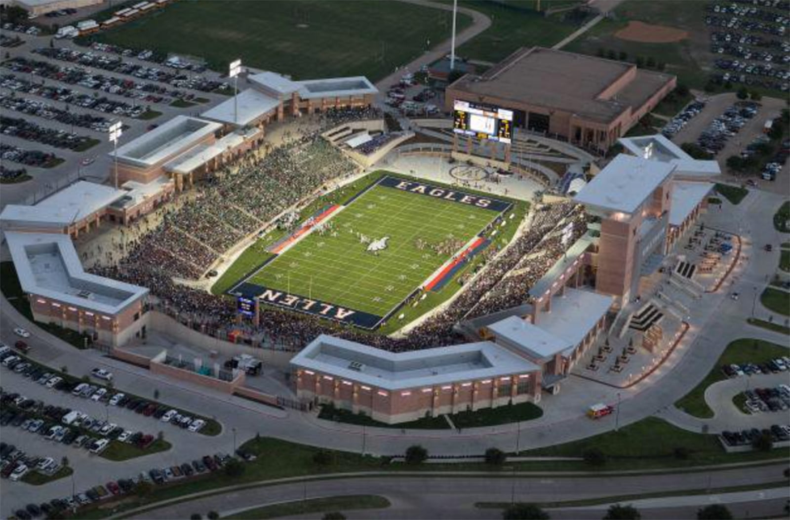 Texas high school spends 60 million on new football stadium, feeds