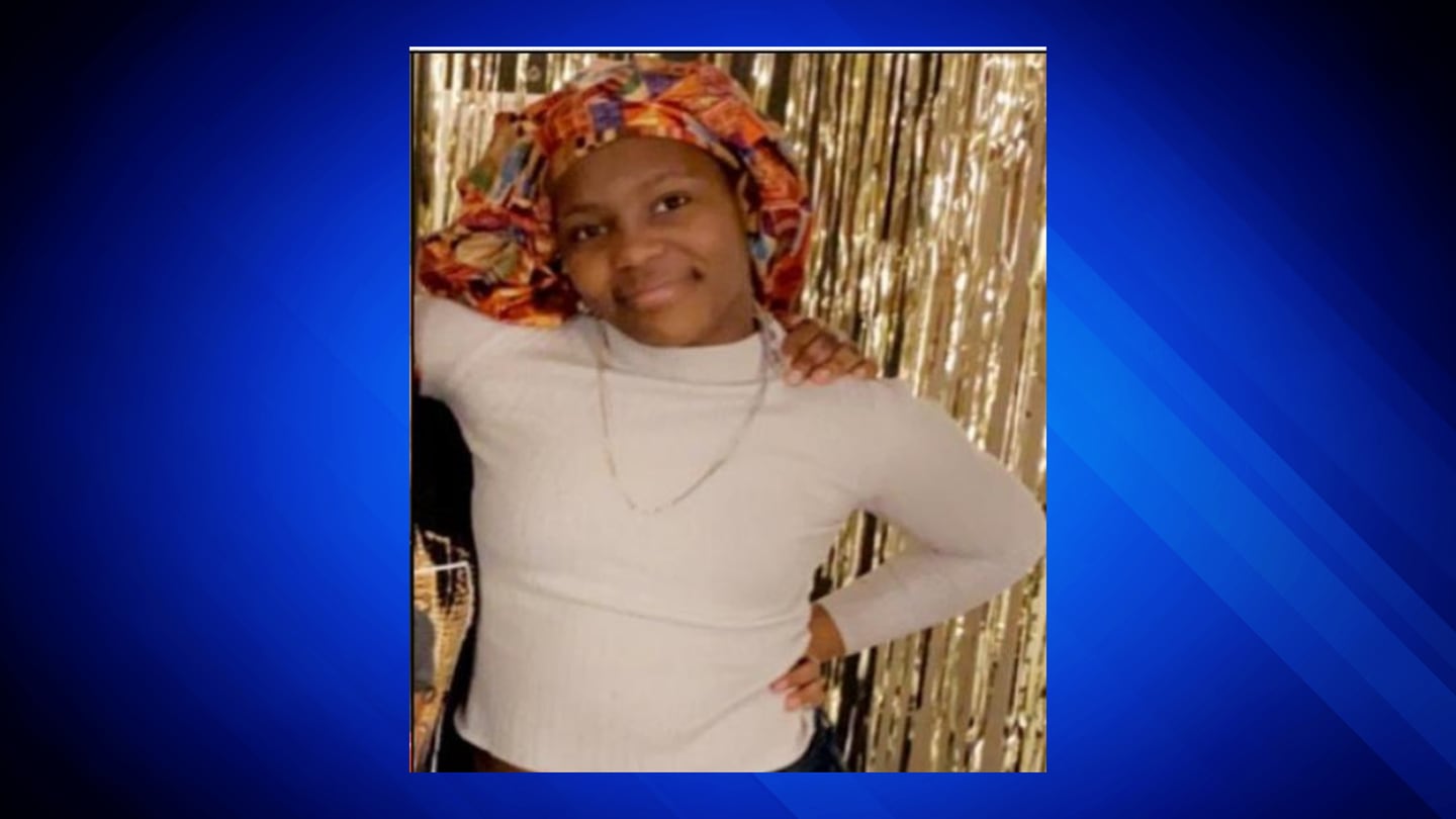 波士顿警方寻求公众帮助找到失踪的12岁女孩