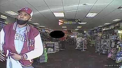 Police: Man stole hundreds of dollars worth of goods from Salem GameStop