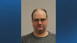 North Shore sex offender had hundreds of photos, videos of child porn on his phone, police say
