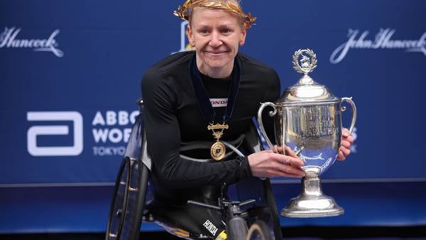 Defending women’s wheelchair champion withdraws from 128th Boston Marathon