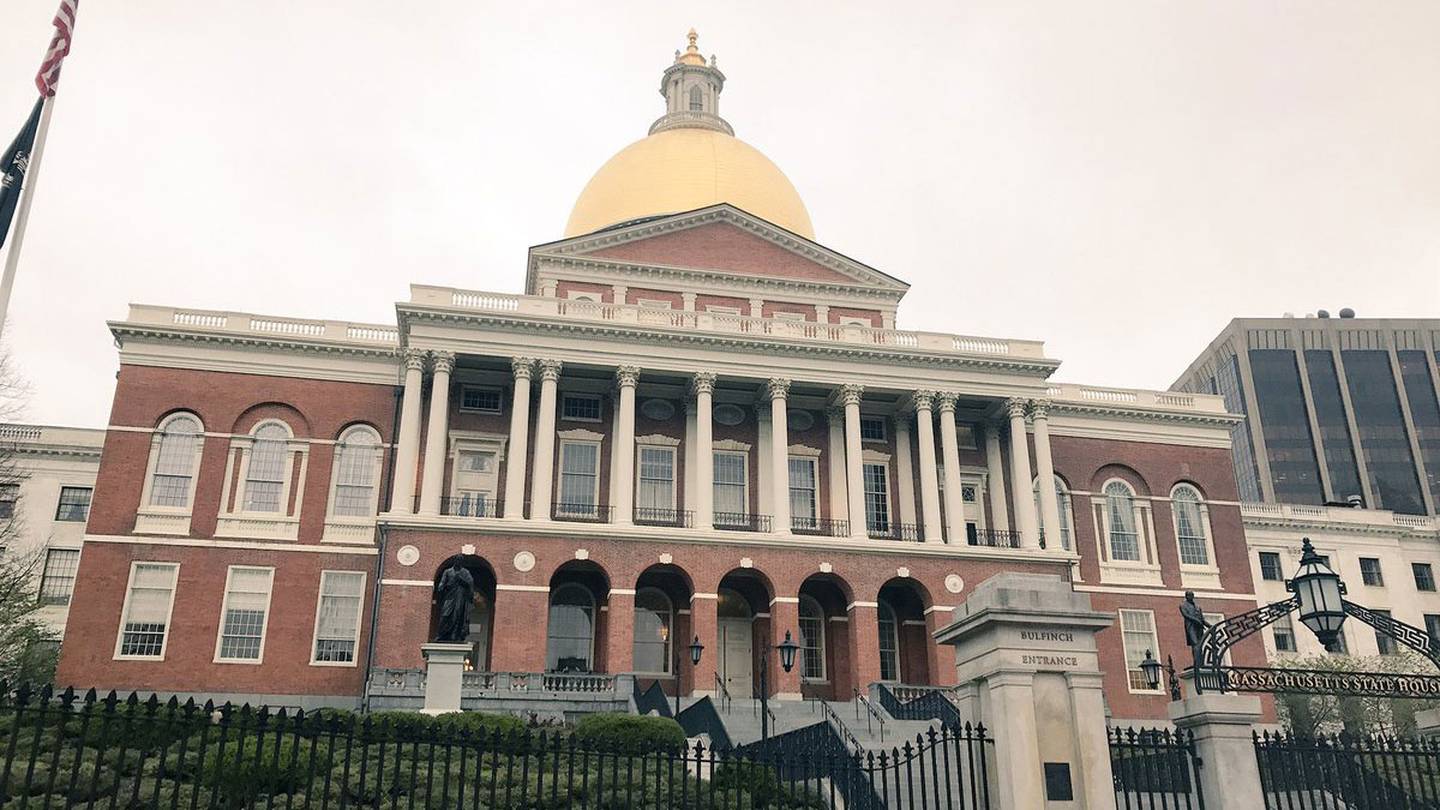 马萨诸塞州立法者讨论法案，旨在推行四天工作制