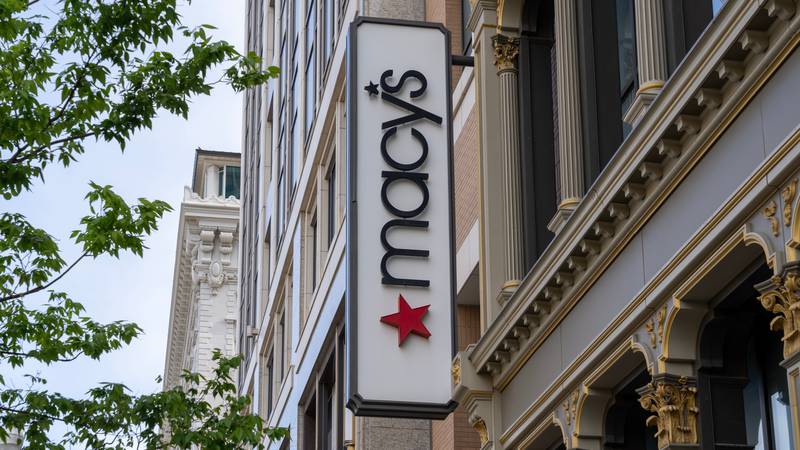 Macy's sign