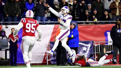Patriots lose to Bills 24-10, fall to .500 on the season