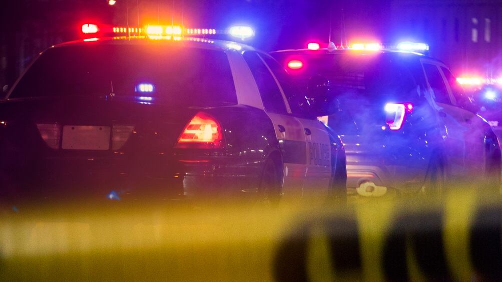 Around seven 12 to 17 years old were shot outside a shopping mall in downtown Indianapolis, Indiana late Saturday night.