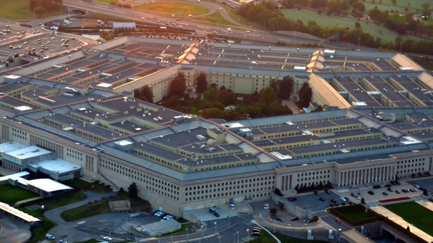 A Massachusetts Air National Guard member who has been accused of leaking hundreds of classified documents online is expected to plead guilty in his federal case, according to court papers.
