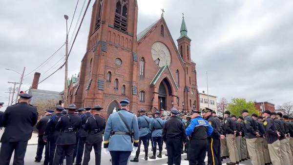 Hundreds gather at funeral for fallen Billerica Police Sergeant Ian Taylor