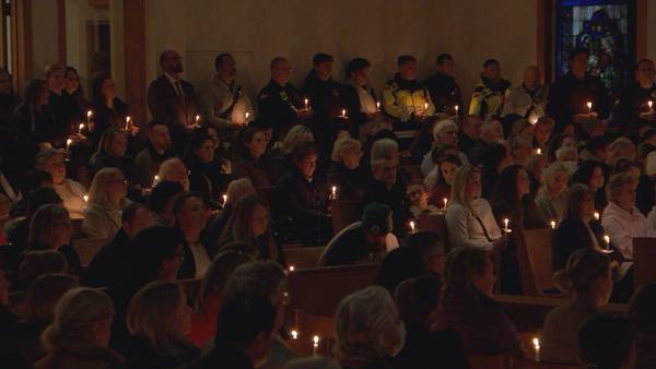 Emotional vigil in Duxbury addresses mental health following deaths of children